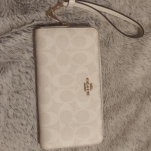 Coach signature long zip wallet